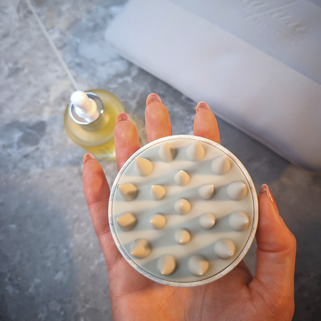 Walure massage brush